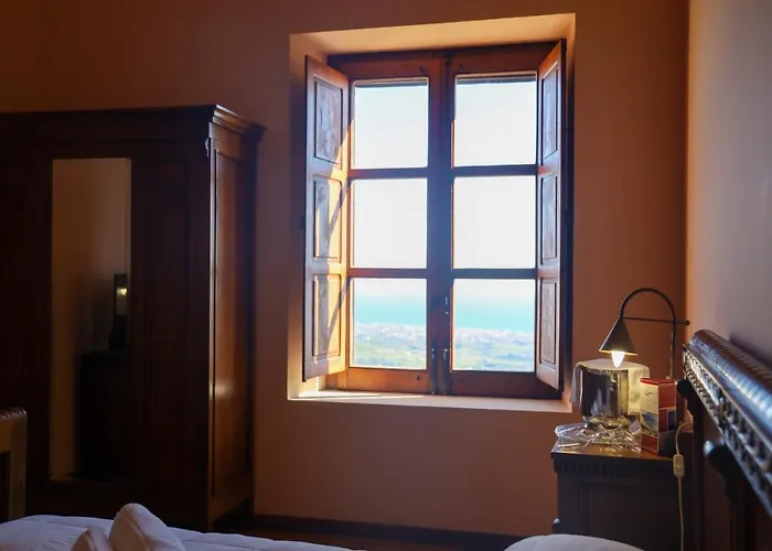 Hotel Palazzo Sant'anna 4*